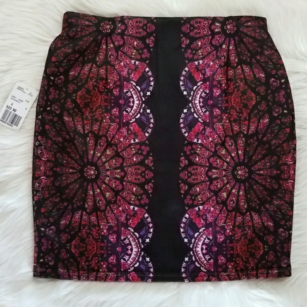 NWT Forever 21 Mandala Bodycon Skirt - Picture 5 of 7